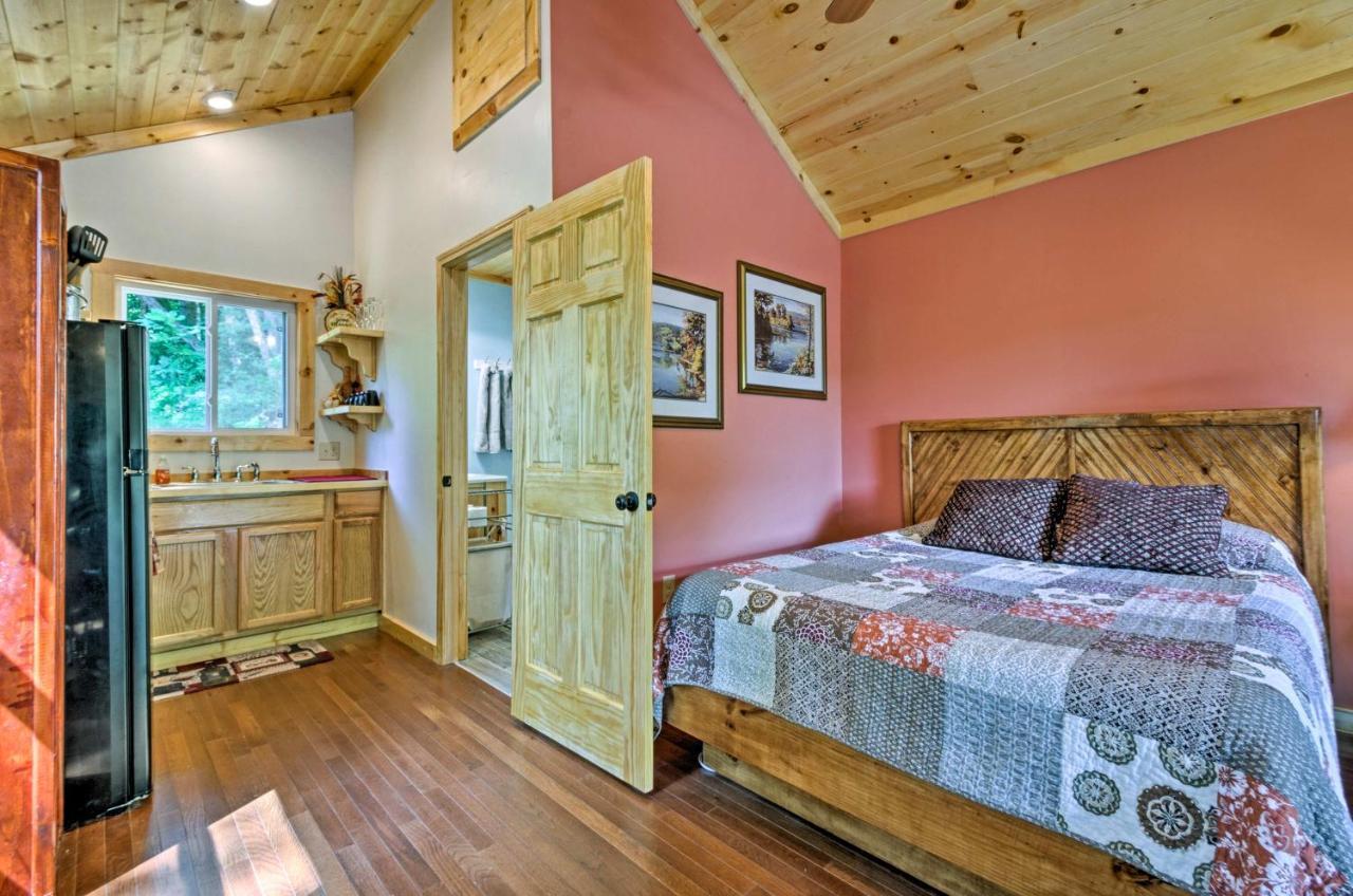 Bryson City Studio With Hot Tub - Near Nantahala! Luaran gambar