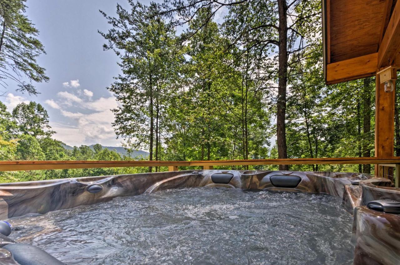 Bryson City Studio With Hot Tub - Near Nantahala! Luaran gambar
