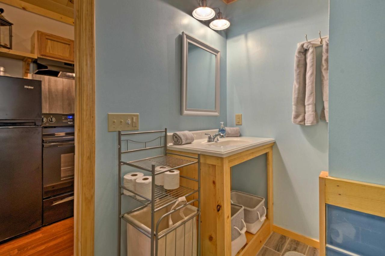 Bryson City Studio With Hot Tub - Near Nantahala! Luaran gambar
